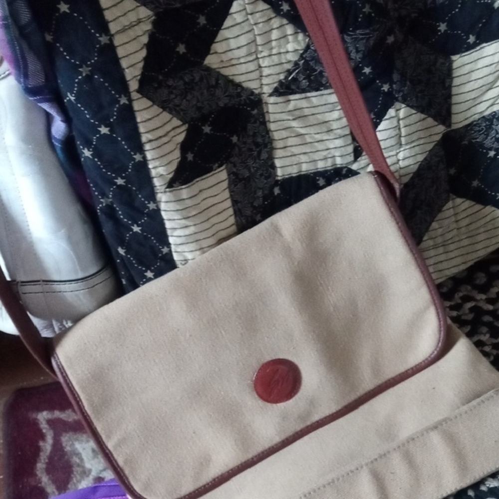 Stone Mountain Canvas Crossbody